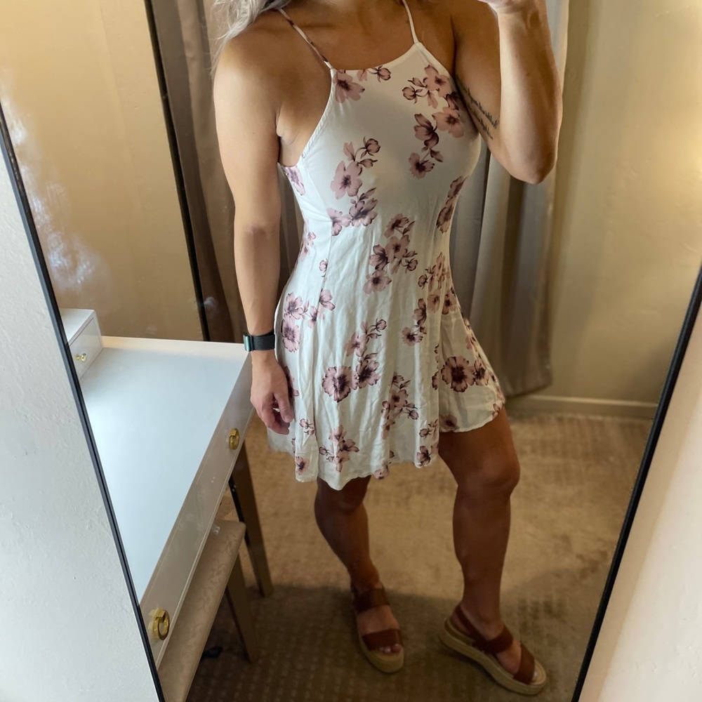 🌸 Brandy Melville Floral Mini Dress